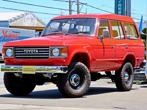 当店在庫車 ランクル60 丸目 ショック＆マフラー交換　仕様変更中🎶こうご期待下さい🎶